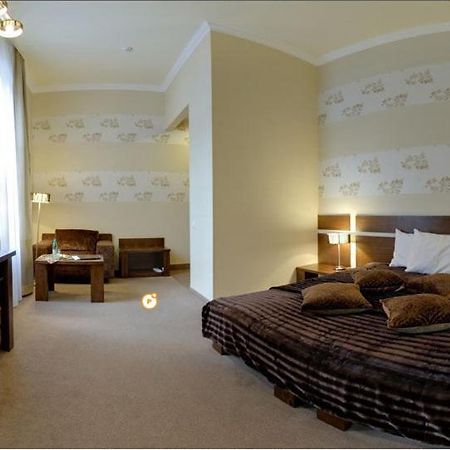 Four Rooms Mini-Hotel Kharkiv Room photo